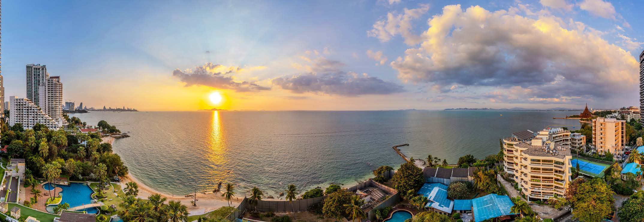 Панорама Вонгамата с высоты десятого этажа до строительства Palm Beach