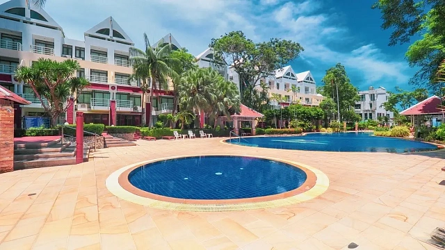 Metro Jomtien Condotel — галерея комплекса 4, Паттайя