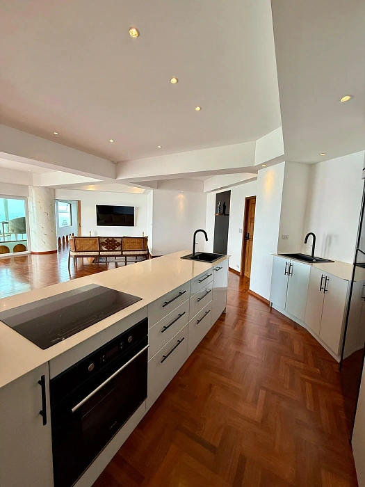 Park Beach Condominium  — апартаменты с 3 спальней, 175 м² — фото объекта 14, Паттайя
